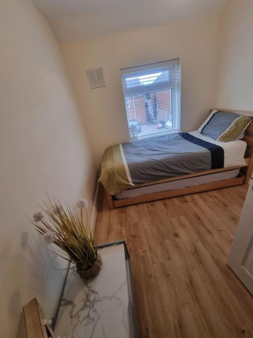 Somers Lodge Leicester Ngoại thất bức ảnh