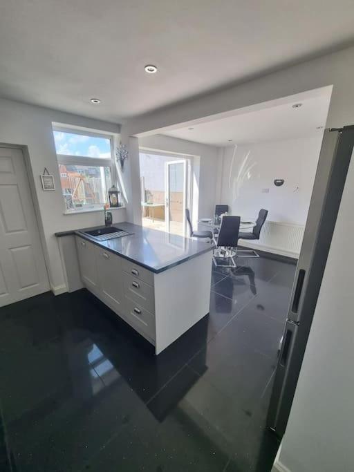 Somers Lodge Leicester Ngoại thất bức ảnh